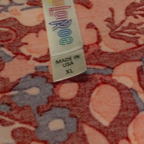 LulaRoe Classic Tee - Picture 6 of 6